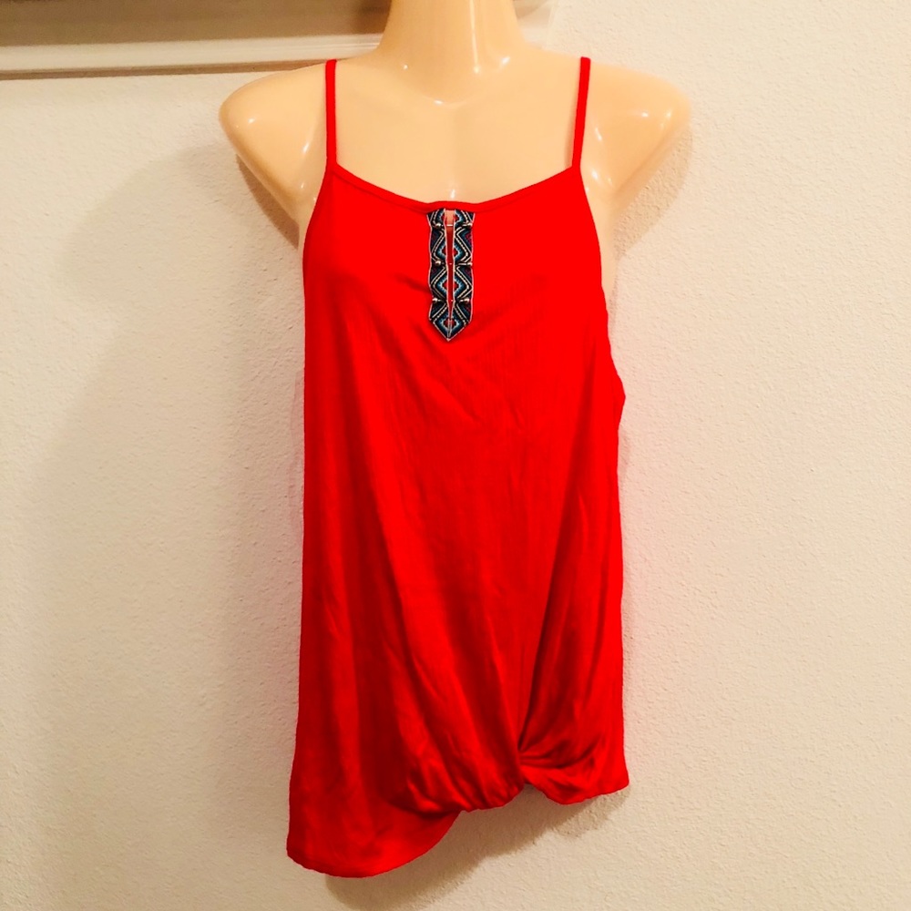Knot front red tank size M